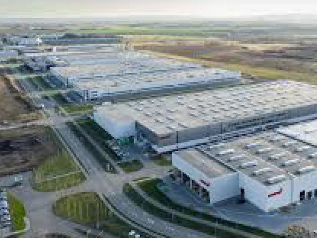 Kompan CZ under one roof